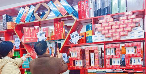 四川邻水 冬奥“顶流”进店铺，冰雪魅力助乳品消费升温